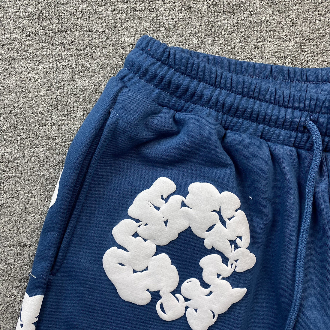 TEARS ショートパンツ NAVY