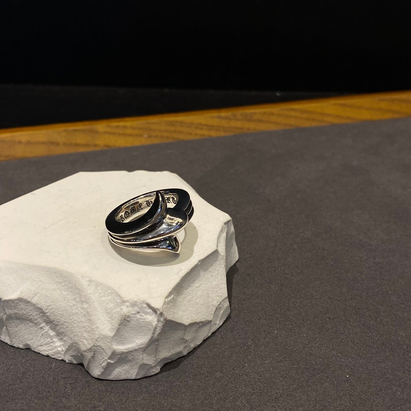 CHROME HEARTS Half Iris Flower Ring