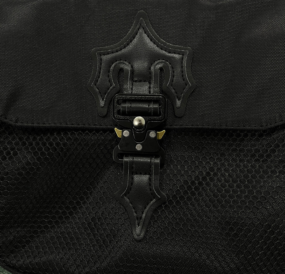 BLACKOUT T CROSS-BODY BAG