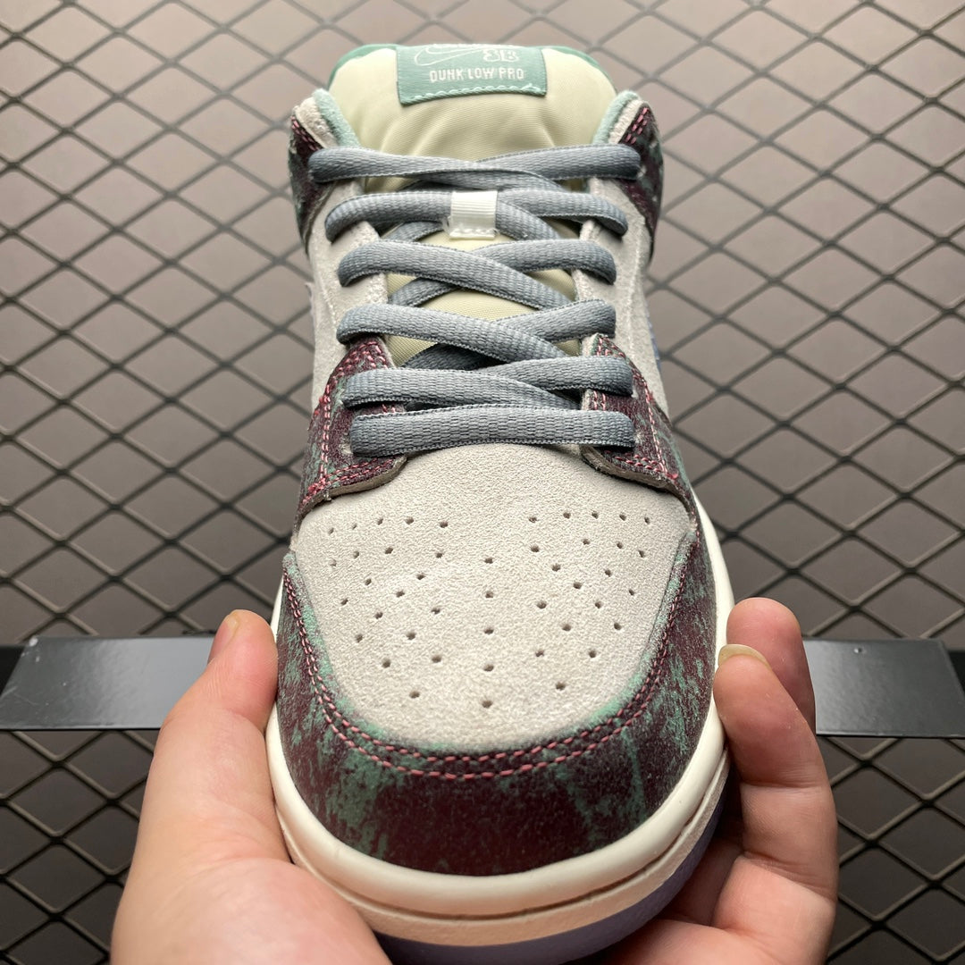 Crenshaw Skate Club × Nike SB Dunk Low PRO QS "Sail/Light Blue-Cedar"
