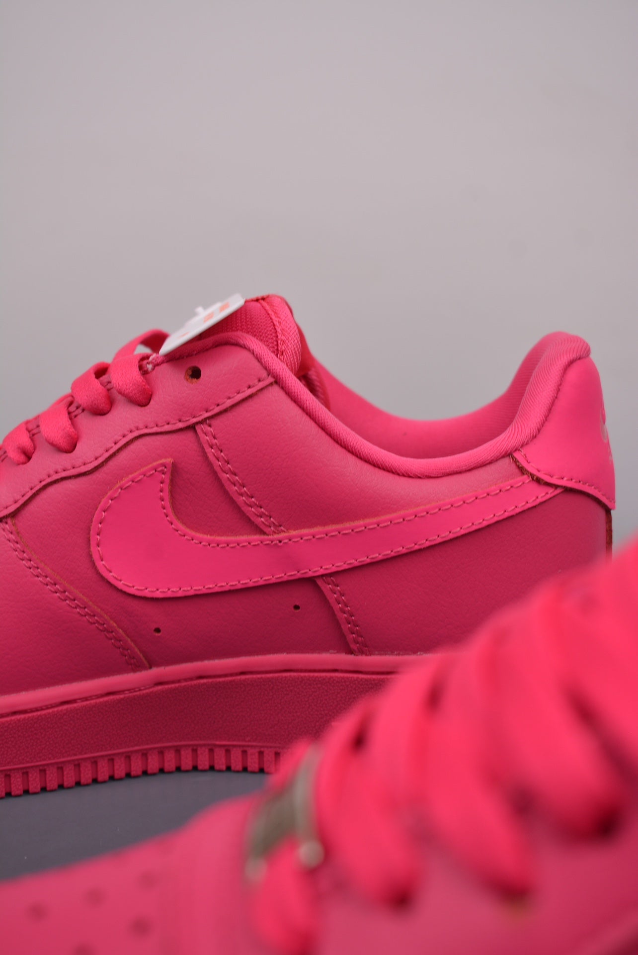 Nike Air Force 1 '07 "Fireberry"