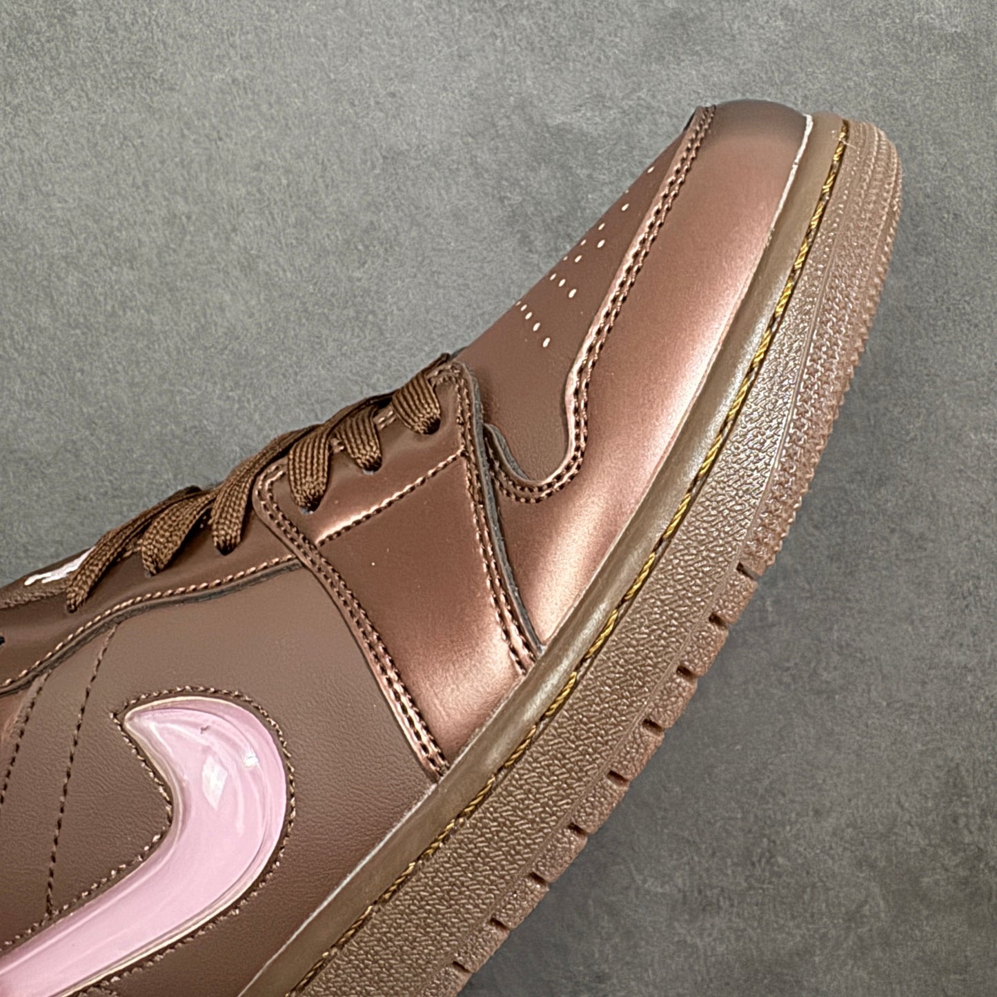 Nike Air Jordan 1 Low "Valentine’s Day" (2026)