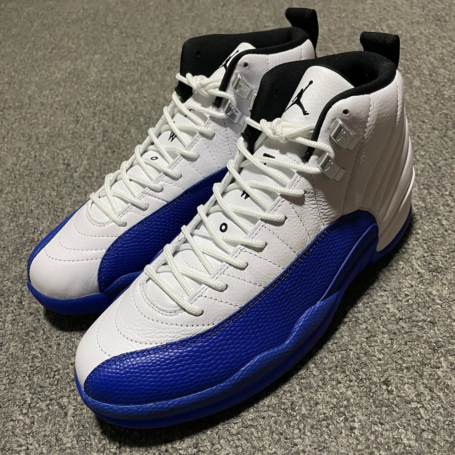 NIKE AIR Jordan 12 Retro Blueberry