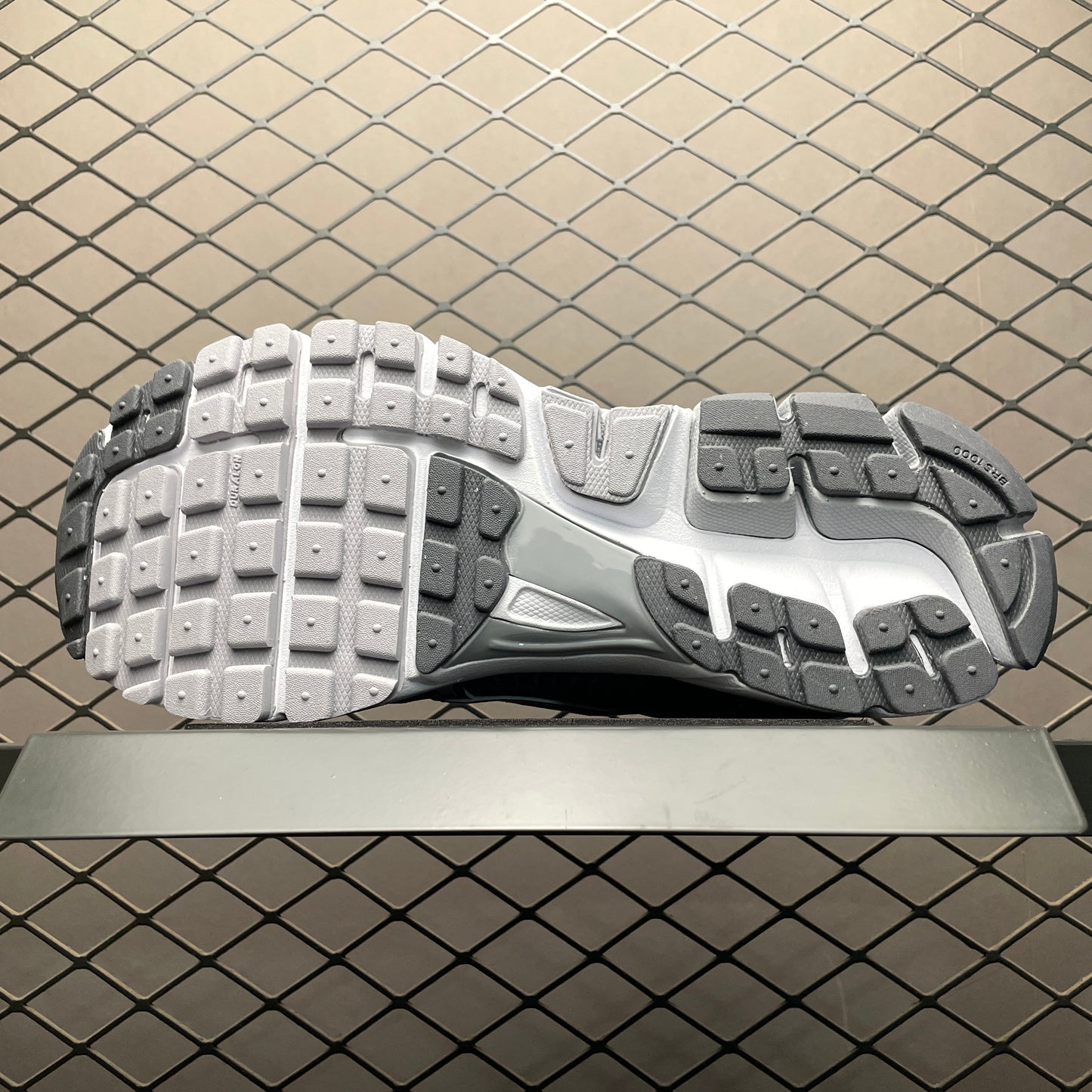 Nike Zoom Vomero 5 "Cool Grey"