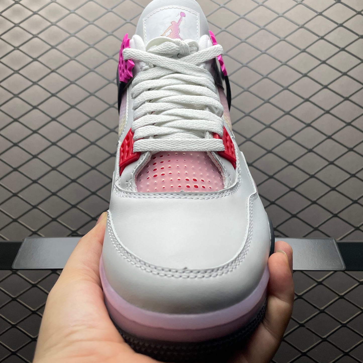 NIKE Air Jordan 4 Retro "Comic"