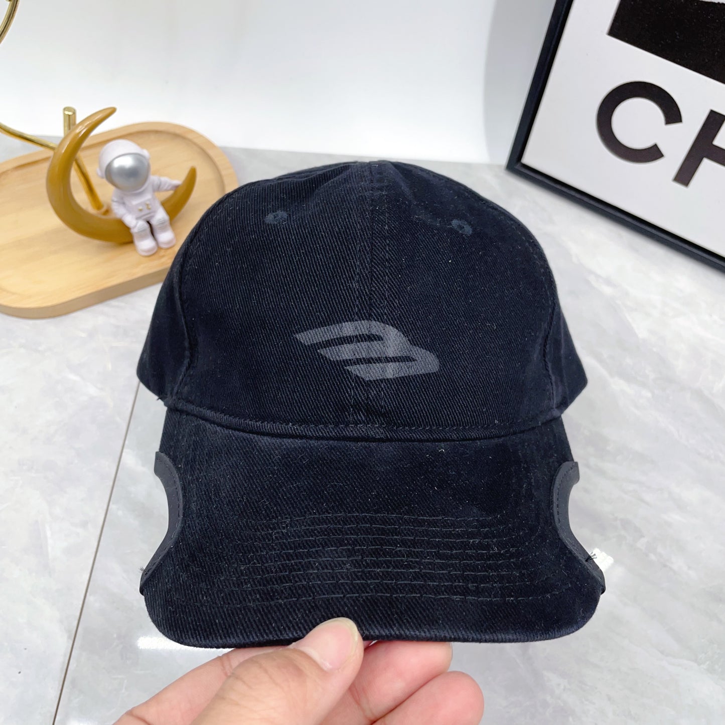 Balenciaga monogram baseball cap