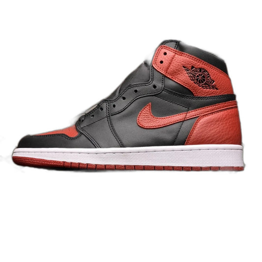 Nike Air Jordan 1 Retro High OG "Bred/Banned" (2016)