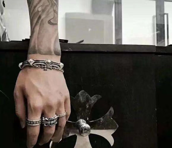 Chrome hearts fishbone bracelet
