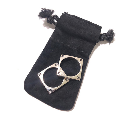 CHROME HEARTS KH square four-cross commandment finge