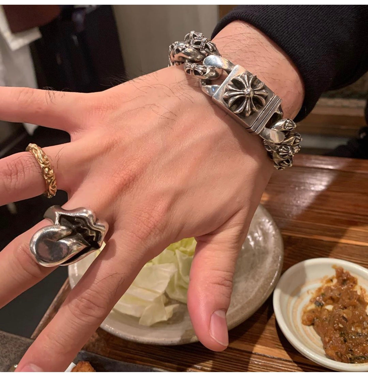 CHROME HEARTS Rolling Stone Tongue Ring