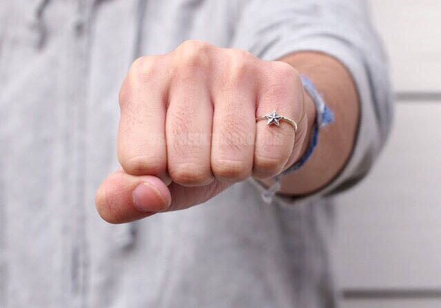 CHROME HEARTS Single Five-pointed Star Ring