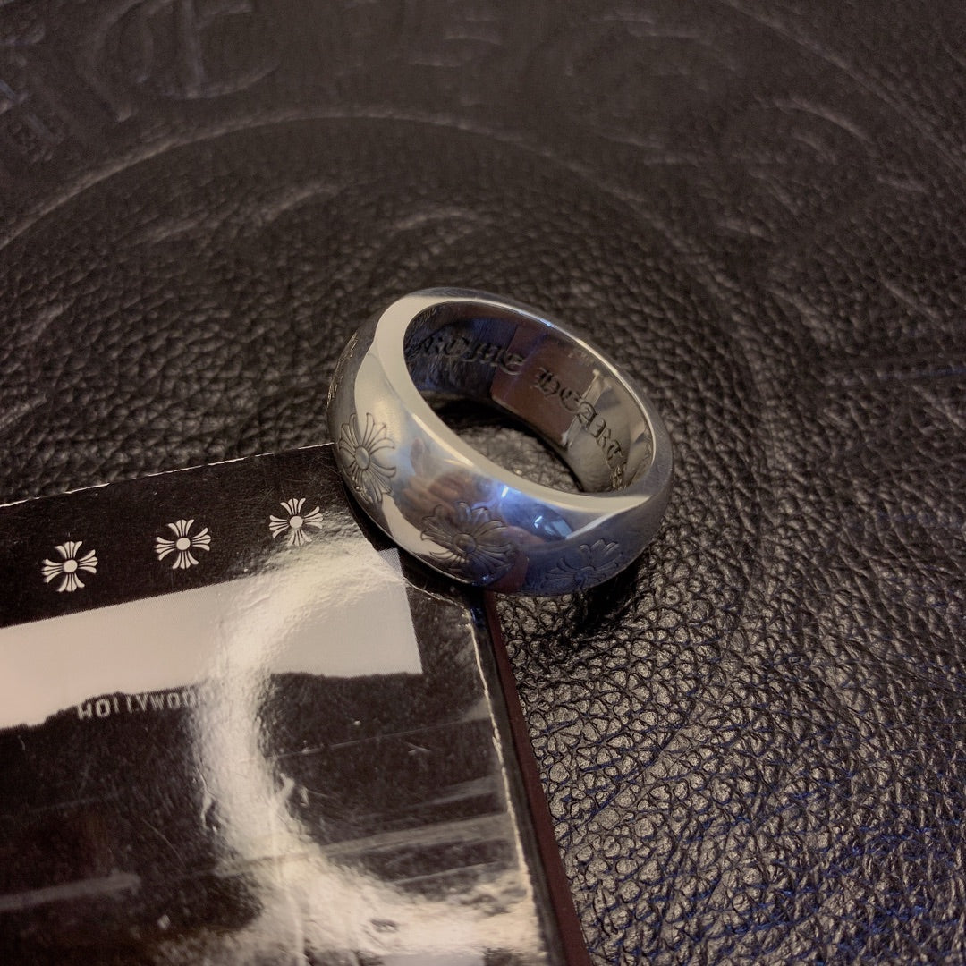 Chrome hearts round cross ring