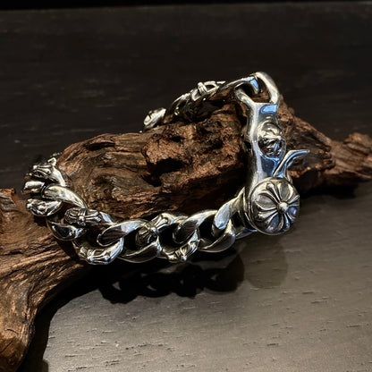 𝗖𝗵𝗿𝗼𝗺𝗲 𝗛𝗲𝗮𝗿𝘁𝘀 Half flower shrimp clasp large bracelet