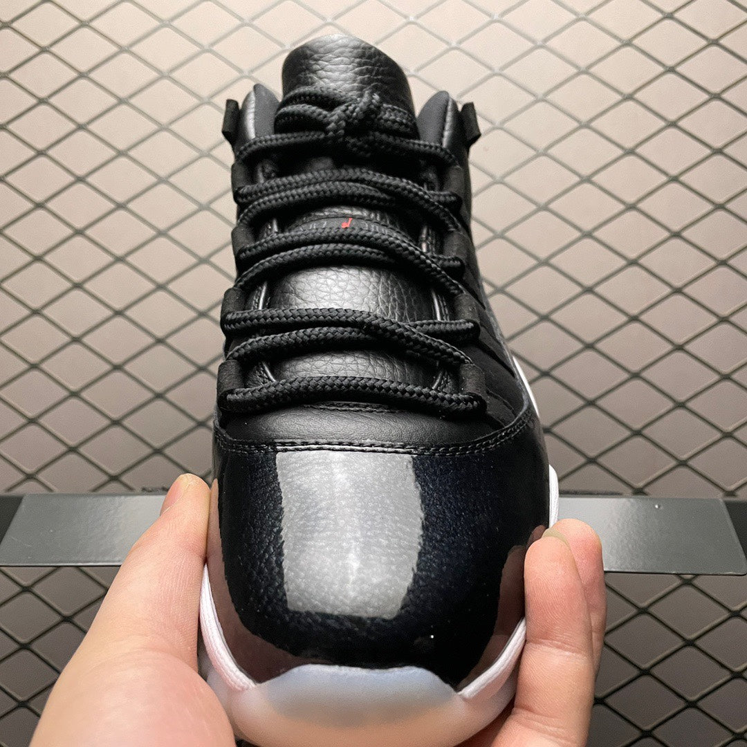 Nike Air Jordan 11 Low "72-10"