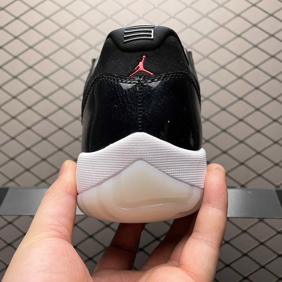 Nike Air Jordan 11 Low "72-10"