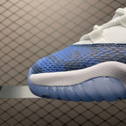 AIR JORDAN 11 LOW "SNAKESKIN"