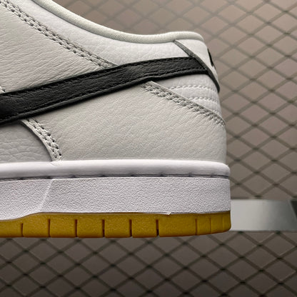 Nike SB Dunk Low Orange Label "White Black"