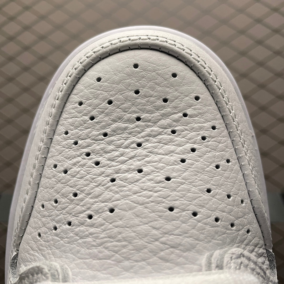 Nike SB Dunk Low Orange Label "White Black"