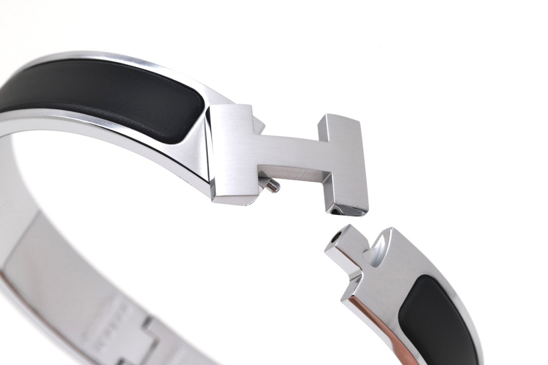 HERMES Click HH Bracelet