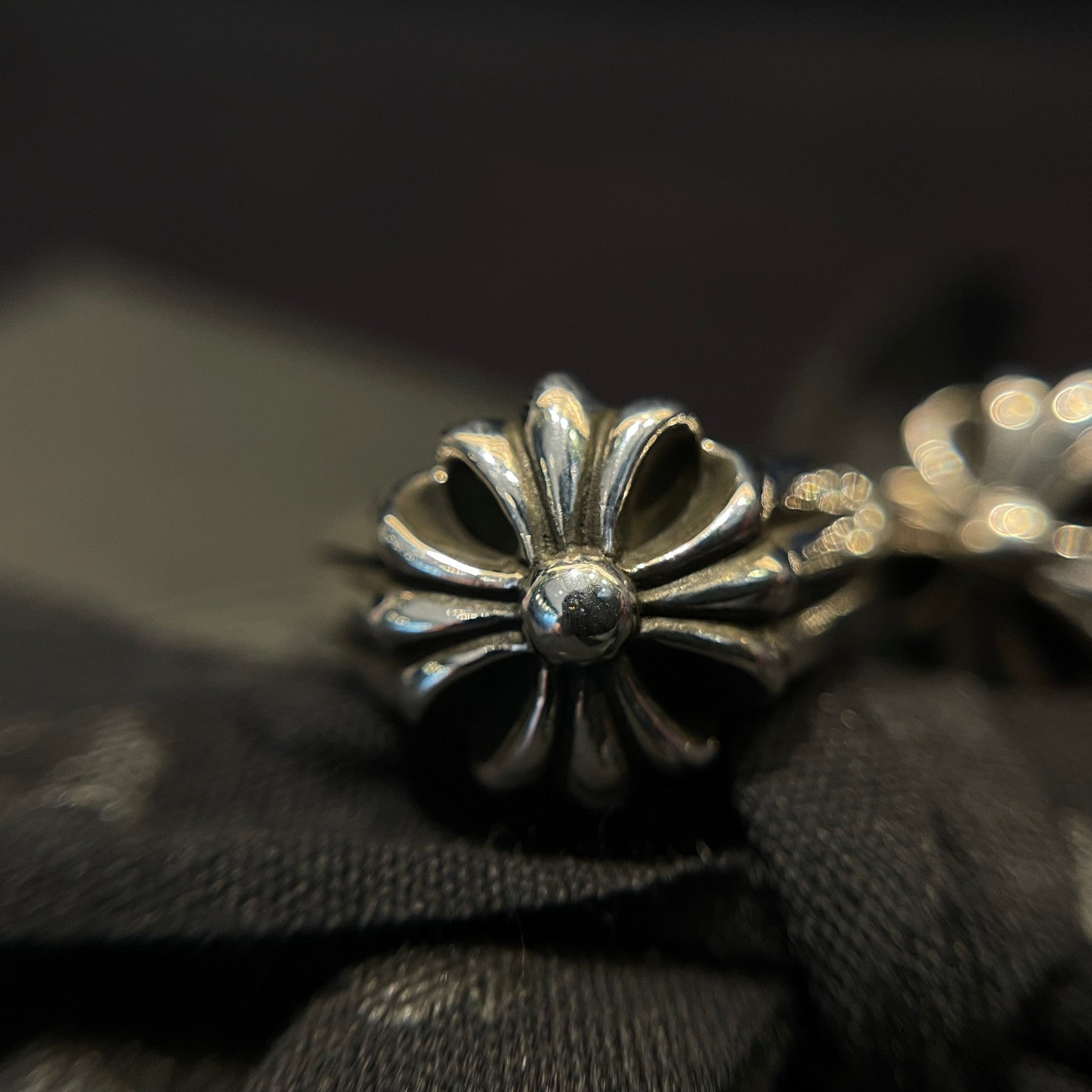 CHROME HEARTS Large Cross Ring