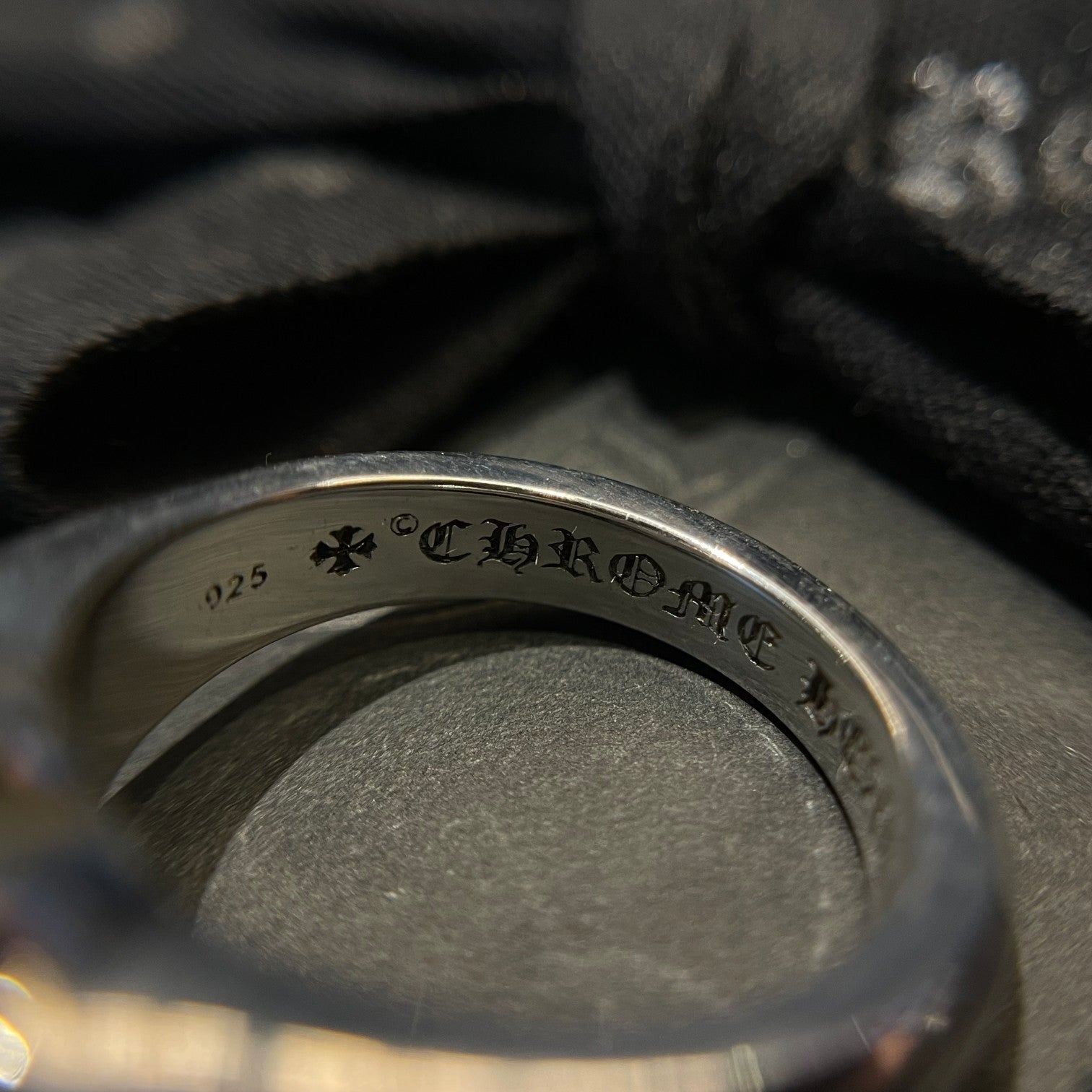 CHROME HEARTS Large Cross Ring