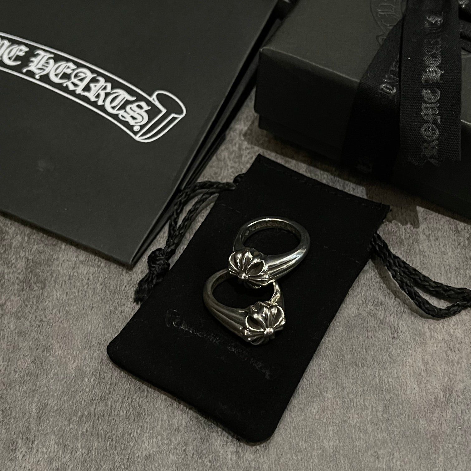 CHROME HEARTS Large Cross Ring