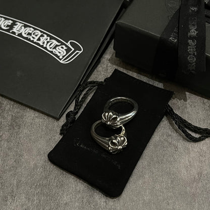 CHROME HEARTS Large Cross Ring