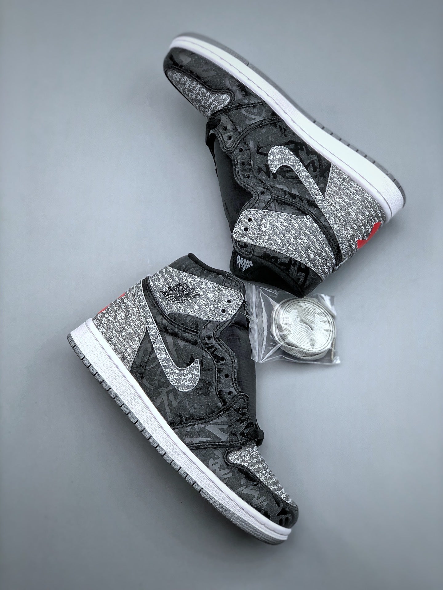 Nike Air Jordan 1 High OG "Rebellionaire"