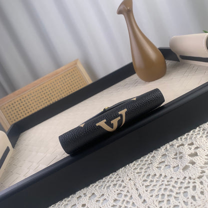 Louis Vuitton Multiple Wallet LV Aerogram