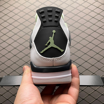 Nike WMNS Air Jordan 4 "Oil Green"