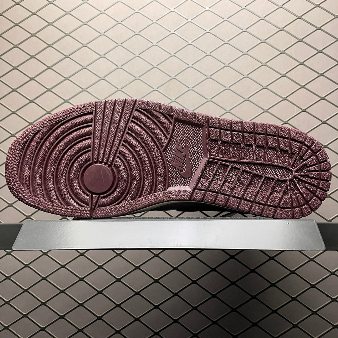A Ma Maniere × Nike Air Jordan 1 RETRO High OG "Sail and Burgundy"