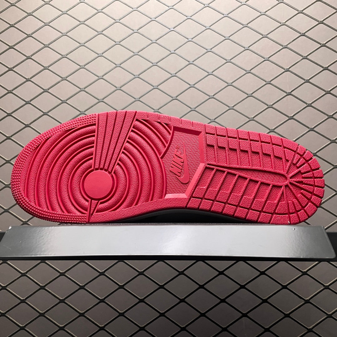 Nike Air Jordan 1 Low "Cardinal Red"