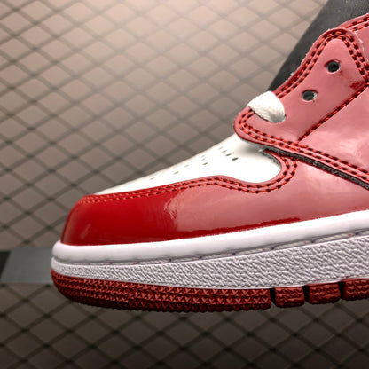 Nike Air Jordan 1 High "Fearless"