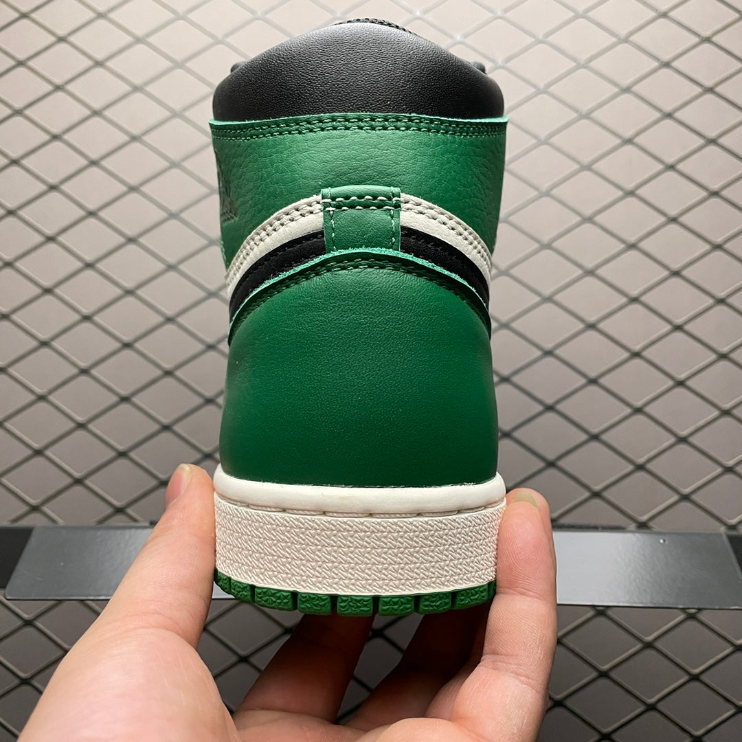 Nike Air Jordan 1 Retro High OG "Pine Green"(2018)