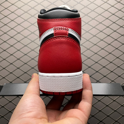 Nike Air Jordan 1 Retro High OG "Black Toe"(2016)