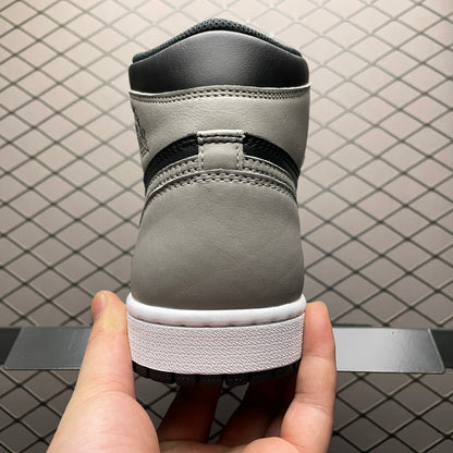 NIKE AIR JORDAN 1 RETRO HIGH OG "SHADOW"(2018)