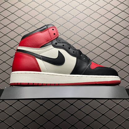 Nike Air Jordan 1 Retro High OG "Bred Toe"