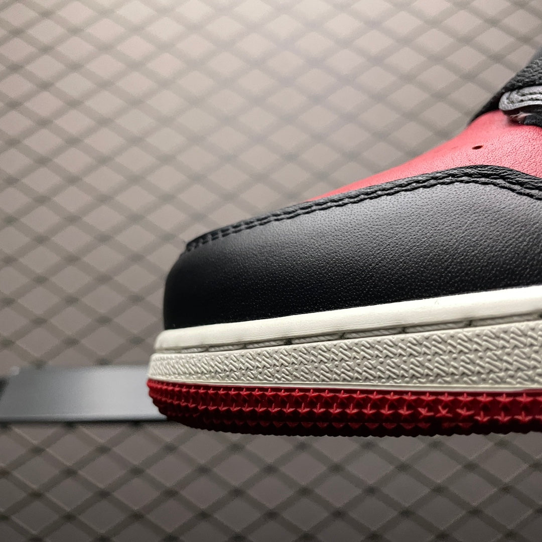 Nike Air Jordan 1 Retro High OG "Bred Toe"
