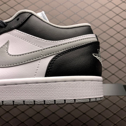 NIKE AIR JORDAN 1 LOW "BLACK/LIGHT SMOKE GREY"