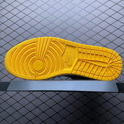 Nike Air Jordan 1 Retro High OG "Taxi"