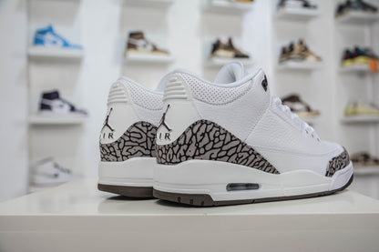 Nike Air Jordan 3 Retro "Mocha" (2018）