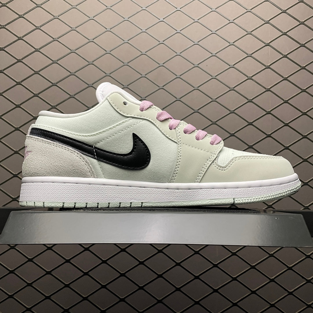 NIKE WMNS AIR JORDAN 1 LOW "BARELY GREEN"