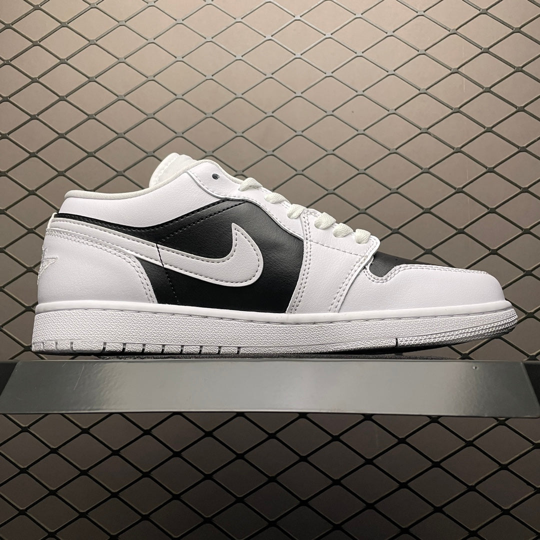 NIKE WMNS AIR JORDAN 1 LOW "PANDA"