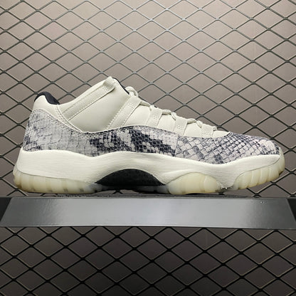 AIR JORDAN 11 LOW SNAKESKIN LIGHT BONE/UNIVERSITY RED