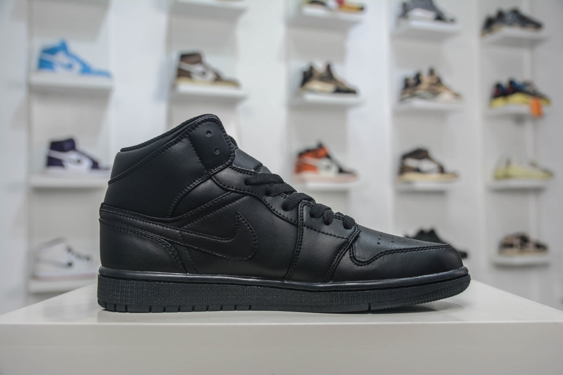 Nike Air Jordan 1 Mid "Triple Black"
