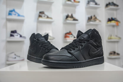 Nike Air Jordan 1 Mid "Triple Black"