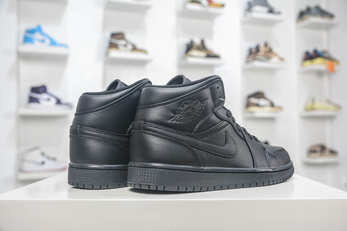 Nike Air Jordan 1 Mid "Triple Black"