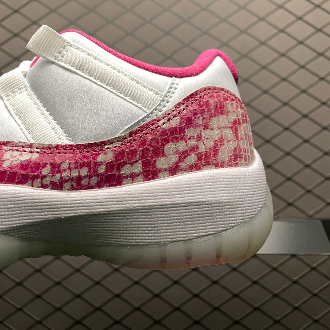 Nike WMNS Air Jordan 11 Low "Snakeskin Pink"