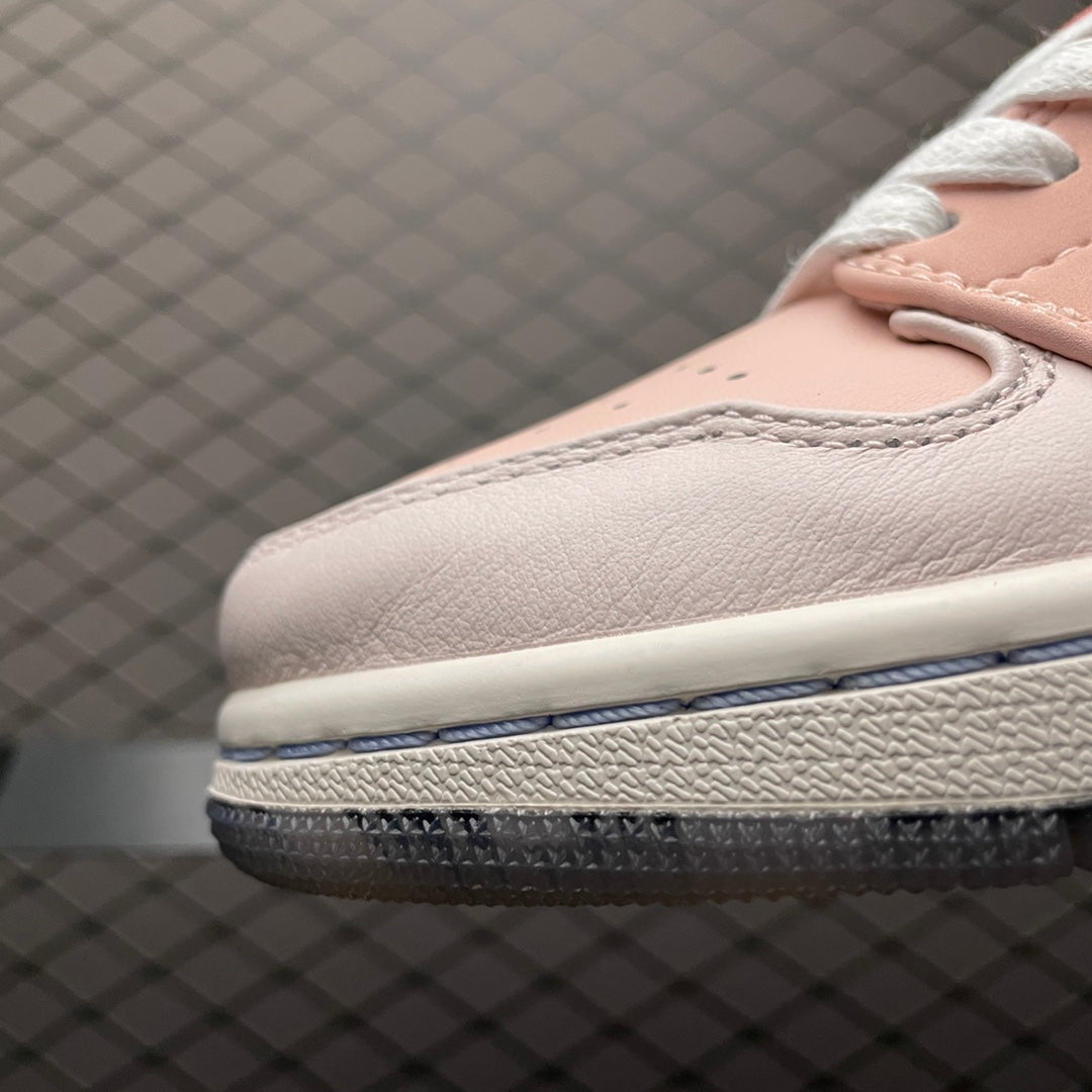 NIKE AIR JORDAN LOW "Mighty Swooshers" PINK