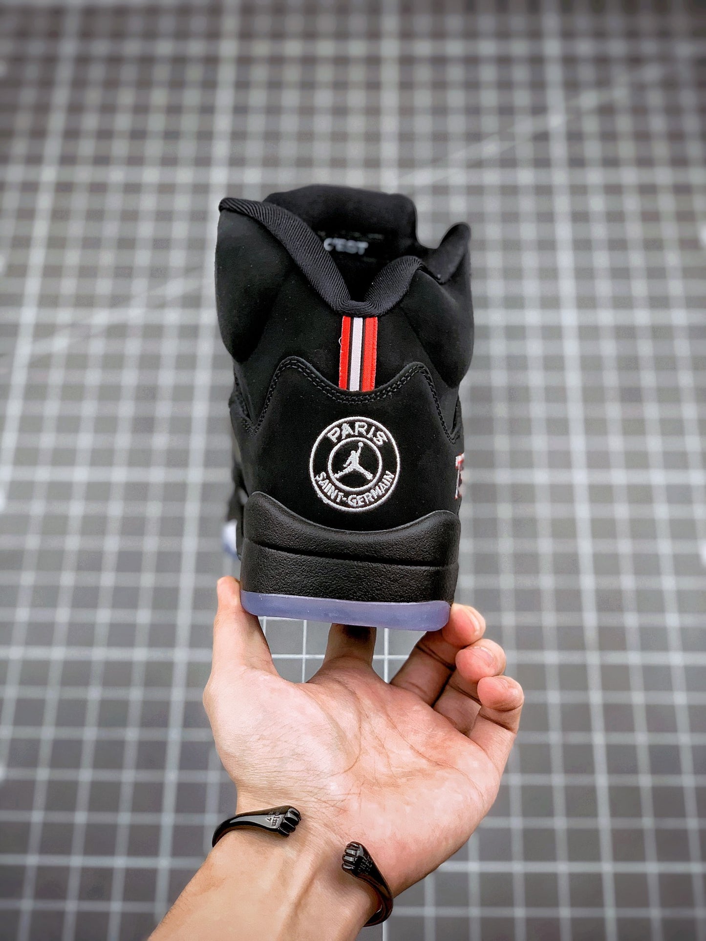 NIKE AIR JORDAN 5 PARIS SAINT-GERMAIN BLACK/CEMENT GREY